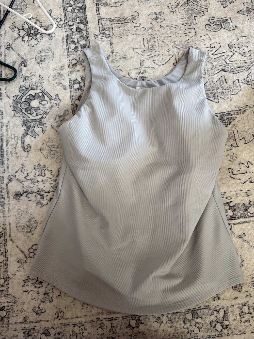 Women’s Light Gray Sleeveless Scoop-Neck Tank Top